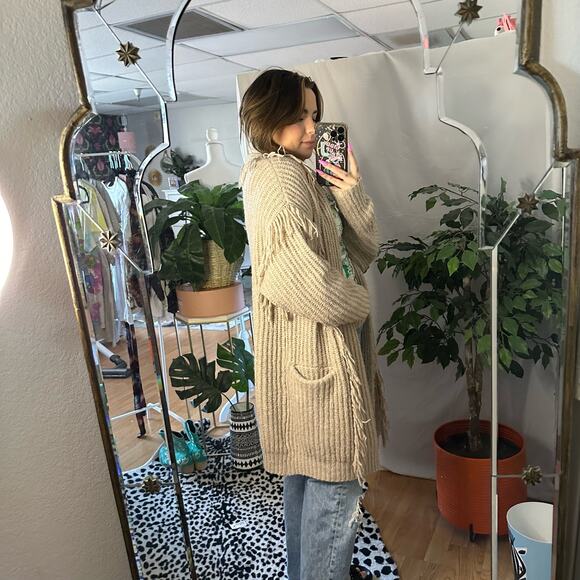 Anthropologie Amanza Oversized Fringed Open Front Cardigan Beige Size XS/S - Picture 5 of 5
